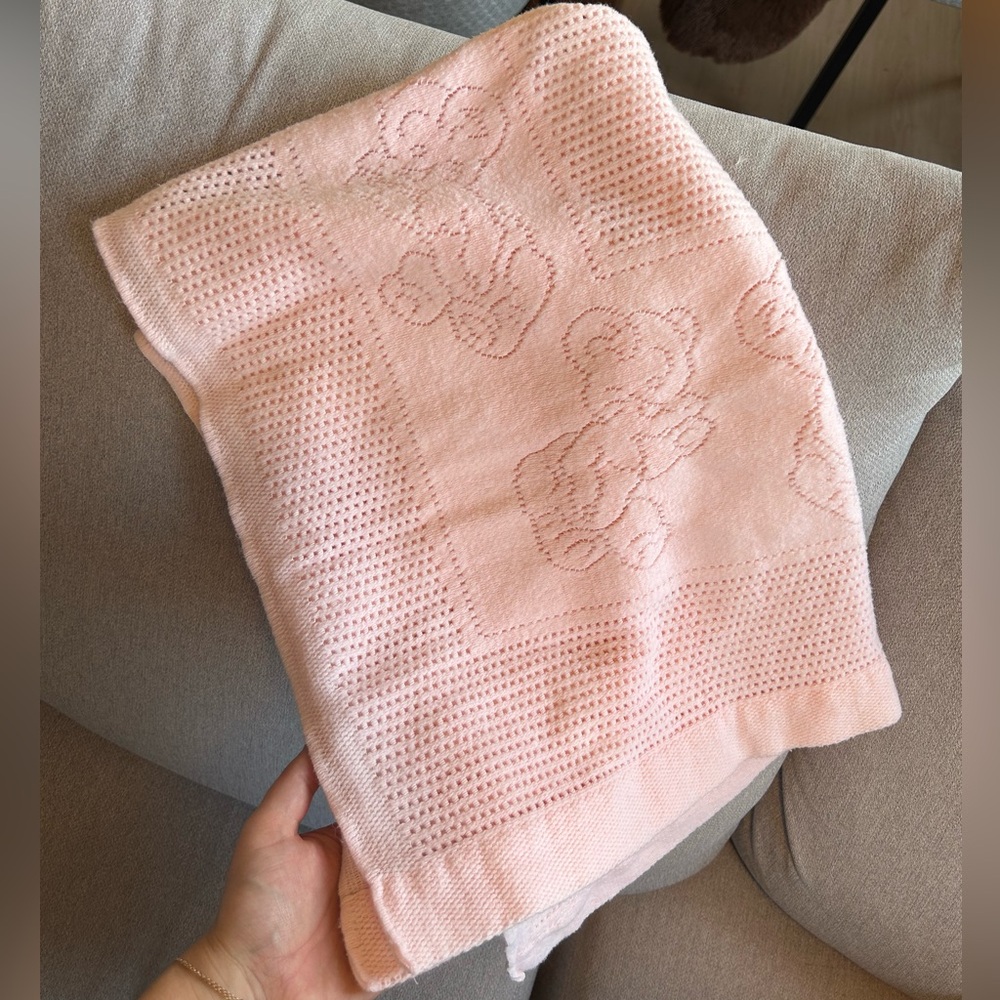 Holt Renfrew Pink Cotton Knit Baby Blanket, made in England, super condition